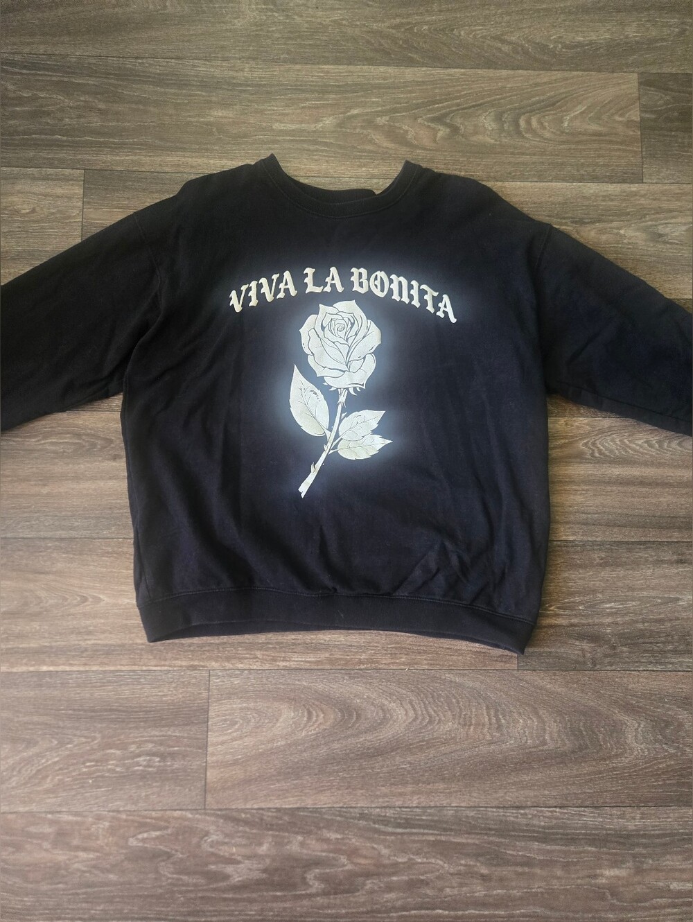 Viva La Bonita Black Graphic Sweatshirt Large
